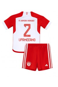 Bayern Munich Dayot Upamecano #2 Jalkapallovaatteet Lasten Kotipeliasu 2023-24 Lyhythihainen (+ Lyhyet housut)